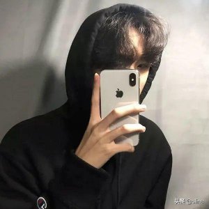 ​男生吃醋时的表现女生必看（男生吃醋时才会有的3个表现）