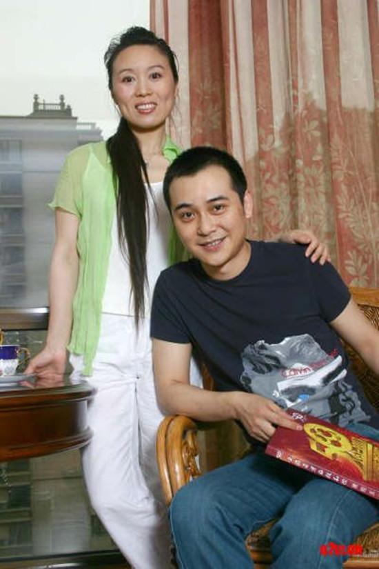 黄梅戏名角吴琼的丈夫（孝女吴琼送别瘫痪妈妈）(14)