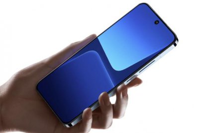 ​小米 14 正面宣传图曝光 边框仅 0.8mm 这屏占比绝了