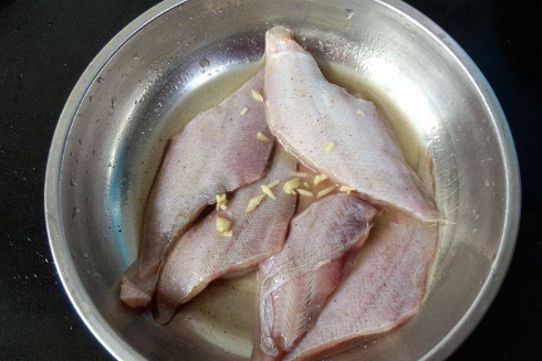 龙利鱼怎么去皮,清蒸龙利鱼需要去皮吗图8