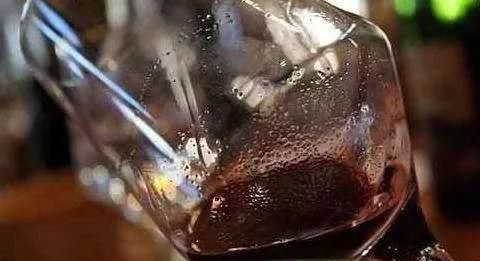 葡萄酒有酸味正常吗