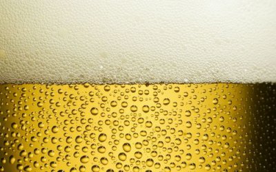 ​介绍啤酒泡沫_啤酒的泡沫是怎么产生的