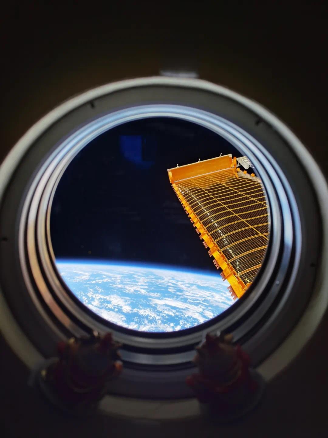航天员什么时候返回(航天员在太空是怎么生活的)