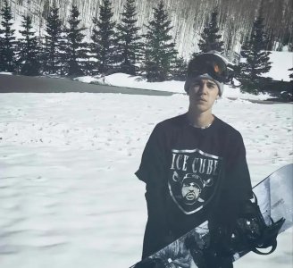​比伯壁纸超清（壁纸头像分享贾斯汀比伯高清壁纸头像）