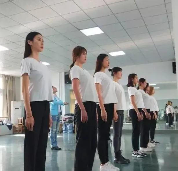 山东男人平均身高略低于黑龙江及辽宁（山东男人平均身高多少）