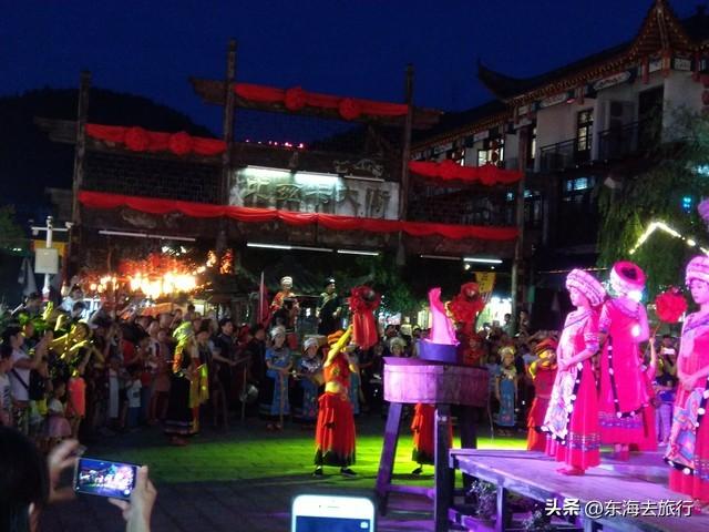湖北恩施必玩的三个景点(去恩施玩住在哪个位置好)