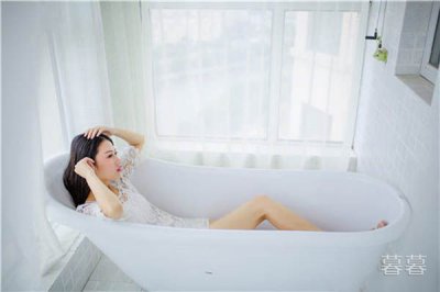 ​我和女老板的故事 女老板让我深深的沉醉