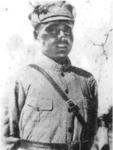 ​85年前，金振中打响全面抗战第一枪，不幸失去双腿，后来怎样了？