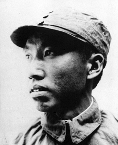 ​左权壮烈牺牲，日军开庆功宴，彭总大怒：一个不落，全部干掉