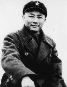 ​49年，陈正人调任江西，毛主席让他告诉贺晋年，一定要活捉此人
