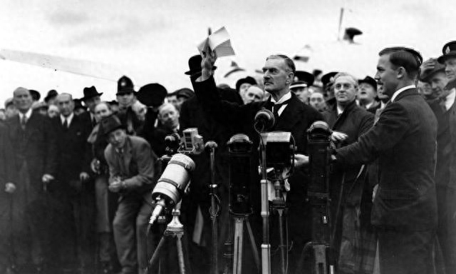 1938年9月29日，英法德意四国签订慕尼黑协定