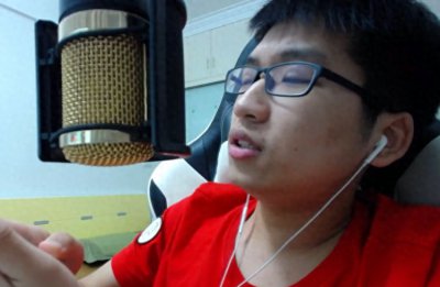​LOL王者小弟斗鱼重新开播 “灵车漂移”车队齐聚直播间，网友：越骂越火，这就