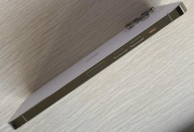 ​苹果13promax的长度是多少厘米？