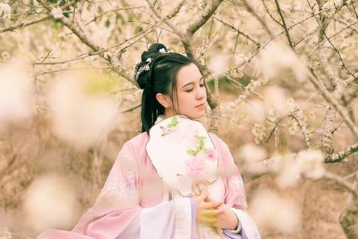 戚夫人很可怜吗?看看她对吕后的儿女做的事就知道为何要被制成人彘了