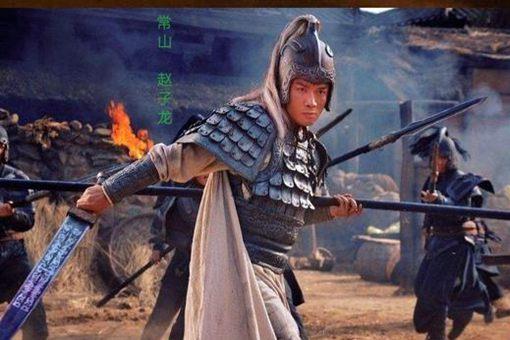 长坂坡活捉赵云,为何曹操的九大将都不出手帮忙?