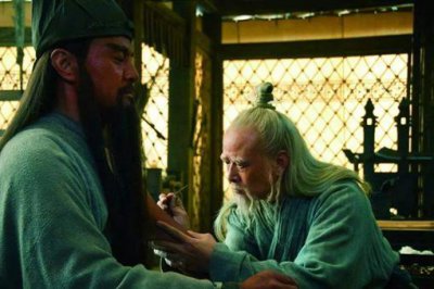 ​为什么赵云从来没有中箭,关羽却总是中箭?