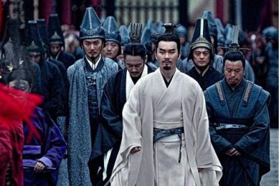 ​曹丕的文采在三曹中如何?