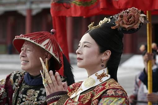 李莲英给慈禧安装电灯,慈禧大怒说了一句话让人哭笑不得