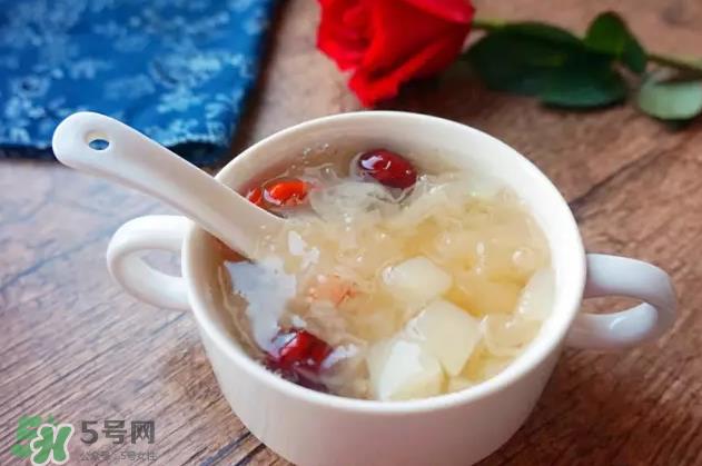 秋季养生食谱有哪些？秋季健康靠这些