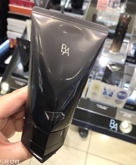 pola黑ba洗面奶好用吗？挑不出毛病的一款洗面奶