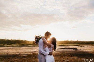 ​如果老公提离婚是真想立马离吗 男的想彻底离婚的表现