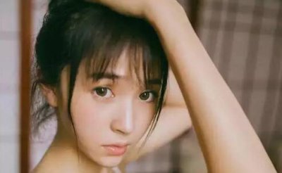 ​女生不主动联系你说明什么？明明感觉她对你有意思