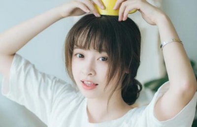 ​与女生肢体接触如何自然不让她感到反感