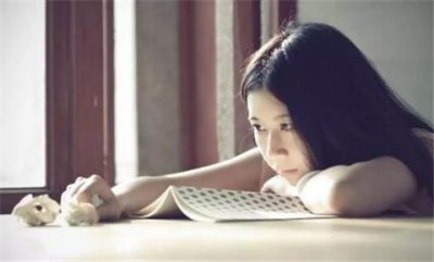 ​一个女生喜欢我但是我喜欢她闺蜜怎么办