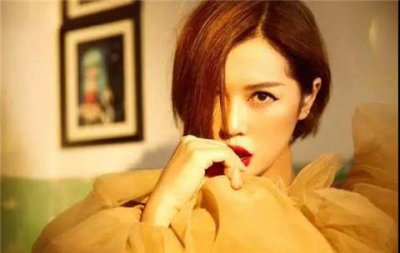 ​第一次和女生约会怎么聊天才能不冷场？