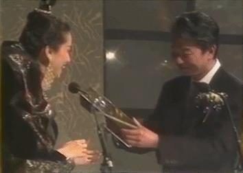 女人花红尘摇曳四十年，可叹梅艳芳从未为她自己活过