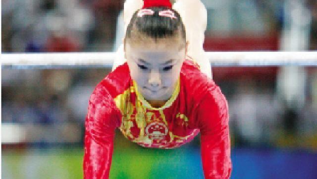 她是金牌奥运冠军，退役嫁美国男人，16岁混血儿子入“美国籍”