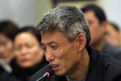 东北黑社会老大，打残副市长儿子，还当众打刘德华一耳光