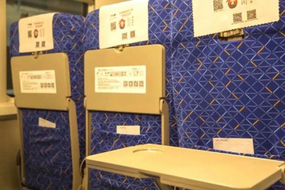 ​国铁集团回应高铁椅套换洗周期：180天换洗一次