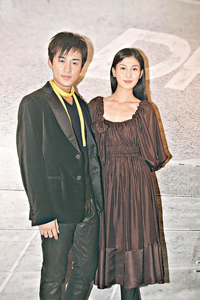 李彩桦宣布婚讯，老公背影显赫，拥有价值11亿北京四合院