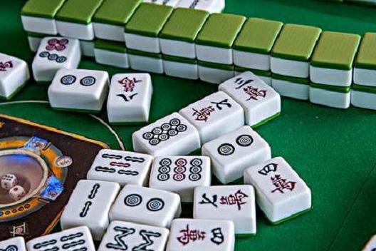 打麻将怎么样才能赢？麻将高手为你送上打麻将麻将，赶快学