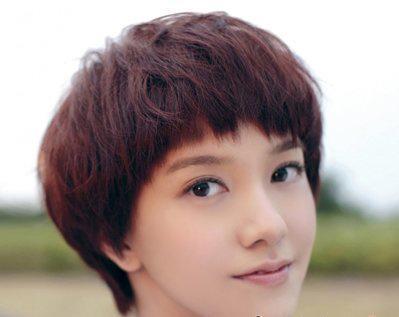 10款经典好看的女生短发！