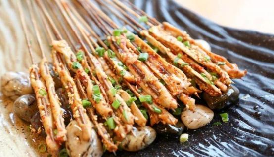 街边的10块30串“鸭肠”，为什么这么便宜？店老板道出实情