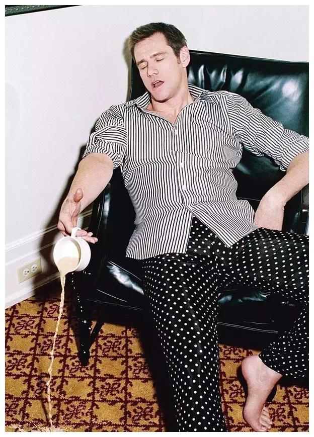 小朋友你们听过金凯瑞吗？那个车里摇头晃脑四兄弟的表情包？