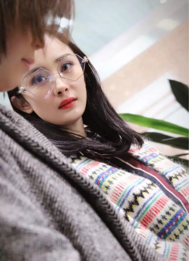 易烊千玺圈粉无数，原因竟都在微博头像里...
