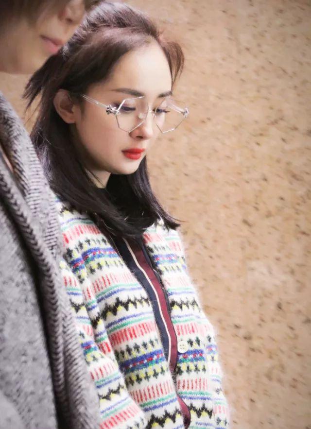 易烊千玺圈粉无数，原因竟都在微博头像里...