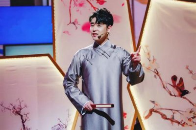 ​27岁张云雷竟也是个潮男？拍时尚封面文艺酷帅无缝对接，帅到惊艳