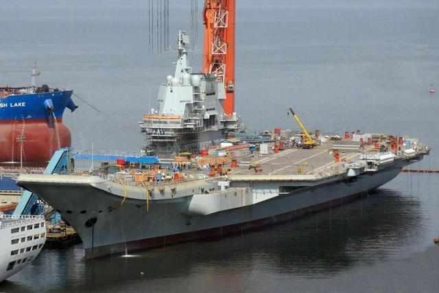中国山东号航母海军节试航，搭载36架舰载机，组建新航母战斗群