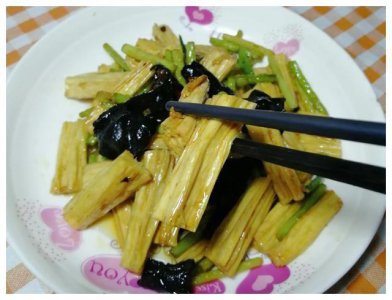 ​快手小炒家常菜，木耳炒腐竹，软嫩爽口又营养，好吃开胃更下饭