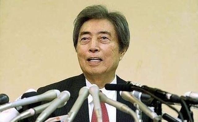 第一位向中国道歉的日本首相，退休后生活清苦，经常骑车上街买菜
