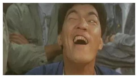 火云邪神的徒弟，以傻成名，有2个合法妻子，可惜英年早逝