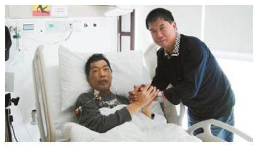 火云邪神的徒弟，以傻成名，有2个合法妻子，可惜英年早逝