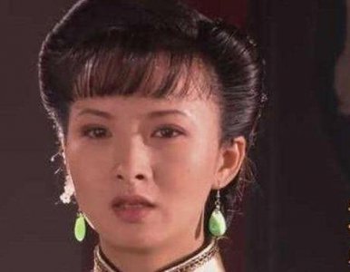 ​她是《大宅门》里的“狐狸精”香秀，如今47岁美貌不再让人