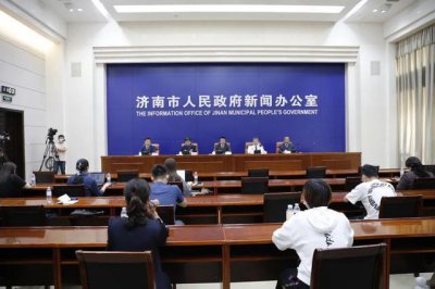 ​济南明确禁止携带犬只进入这些公共场所