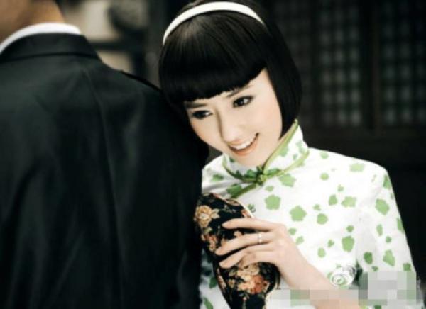 此女貌美如花却4次改嫁，4个丈夫2个汉奸