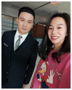 ​22岁拜师赵本山的杨树林，娶230斤胖丫，今胖丫在狱中他在外苦等